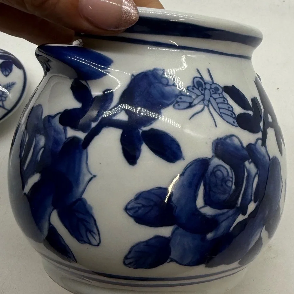 Vintage Blue and White Porcelain Ginger Jar Lidded Rose Butterfly Chinoiserie